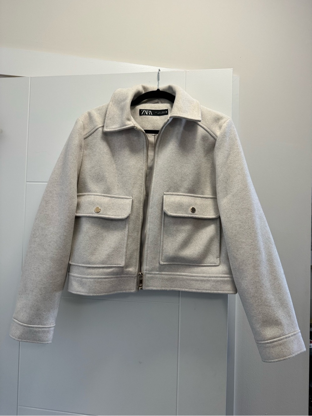Zara Light Cream Utility Jacket with Flap Pockets